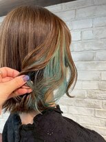 クロエバイラヴィズム  横越店蔦屋書店店内(CLOE by LUVISM)&nbsp;【インナーカラーグリーン】