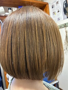 【白髪に悩む大人女性必見】大人世代のおしゃれで明るい白髪染め・ハイライトも◎もっと自分らしいStyleへ!