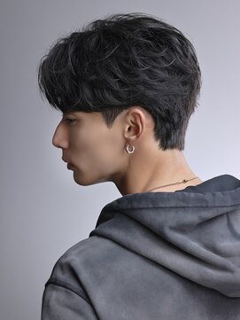 リップス レイ ギンザ(LIPPS Ray GINZA) コンマバングナチュラルフェザーパーマセンターパート バック