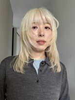 シアター(CIARTOR)&nbsp;ミディアムレイヤー×ハッシュカット