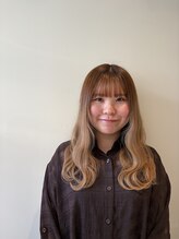 ラフ(laugh)&nbsp;岡本 彩那