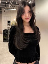 シティ オモテサンドウ(CITY omotesando)&nbsp;カーテンバング×韓国レイヤーロング 顔まわりレイヤー