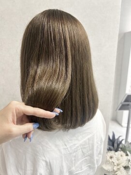 ウプヘアサロン ベージュカラー