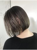 切りっぱなしボブ×バレイヤージュ