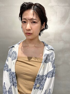 ウェウェ(wewe) ショートボブ　　ニュアンスパーマ