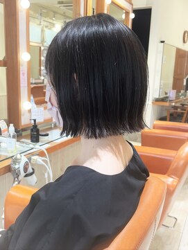 ネオリーブ クタ 町田店(Neolive kuta) 【Ｎｅｏｌｉｖｅｋｕｔａ町田店】切りっぱなしボブ
