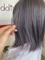 パディントン(Paddington) パツンとしたカットがポイント◎重&軽のハイブリッドボブ♪