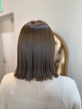 アンド ラ ブランシュ(&.La Blanche) オリーブベージュ/髪質改善/フルバング/似合わせカット