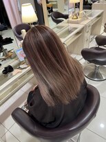 アースコアフュールボーテ 高岡店(EARTH coiffure beaute) バレイヤージュ_ミルクティーベージュ_ハイライト
