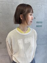 ダンボ(DUMBO)&nbsp;ボブ/ブリーチなしカラー/くすみベージュ/透明感カラー/オン眉