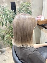 エトネ ヘアーサロン 仙台駅前(eTONe hair salon)&nbsp;ハイトーン　切りっぱなしボブ