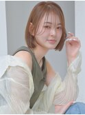 【Sourire江坂】ホワイトグレージュ×切りっぱなしボブ