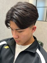 ディスイズバーバーフォース(THIS IS BARBER 4th)&nbsp;毛流れセンターパート