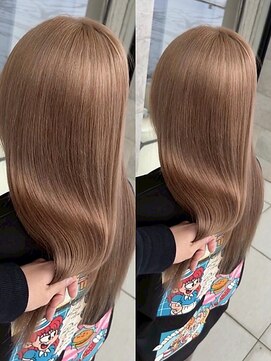 ライン(LYNE) 透明感ミルクティーブラウン/ストレート/艶髪