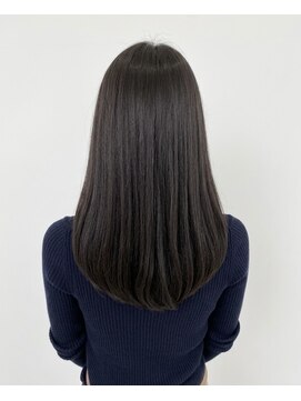 プルイ(PLUSE) 艶感グレージュ