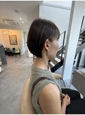 大人の切りっぱなし耳掛けミニボブ/圧倒的技術の大人ミニボブ