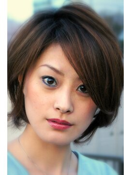 アジュ(aJyu) クラッシーボブ