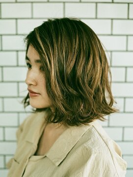 ジュール 新宿(Joule) 切りっぱなしボブ×外国人風ハイライト　[新宿]