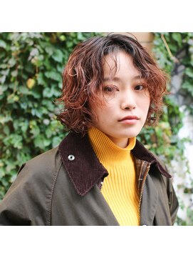 シロ(ciLo) くるくるパーマ。