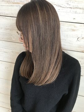 ベルクープス 天王寺店(Belle Coupes) 【ベルクープス天王寺】三島直子ストレートにも映えるハイライト