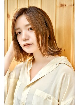 ブゾン(buZon) 【buZonブゾン高田馬場】切りっぱなしロブ◎外ハネスタイル