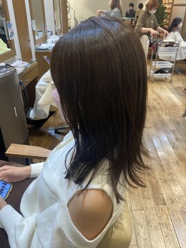 エクリ 麻布十番(equri) 外はねミディ