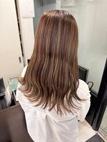 アイズ 本厚木(AIZU)&nbsp;白髪ぼかしハイライト