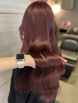 エルバイラビス 大宮(elu by lovis) 《chihina》ワインレッド/ブリーチカラー/艶カラー/韓国/大宮