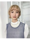 ハニーブロンドハイトーンマッシュウルフ