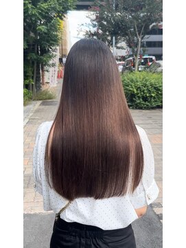 スパークスヘア(Sparks hair) ハイトーンでもストレート