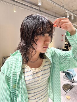 アム(amu) ウルフパーマ/パーマウルフ/レイヤーパーマ/ニュアンスパーマ