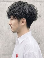 ヘッドストック(HEAD STOCK)&nbsp;ツイストスパイラル波巻きパーマ縦落ちパーマメンズパーマカット