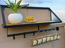 リーフリー (reefree)の雰囲気(目印は手作りの看板と青い屋根です。)
