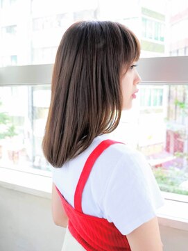 ルティア(Lutia) ボルドー ワンレン ナチュラルストレート★★