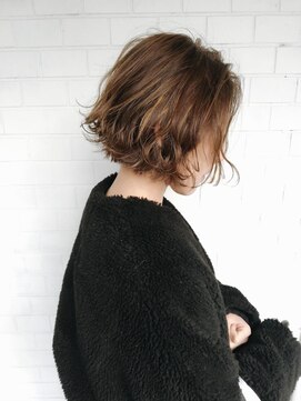 フロート 小阪店(float) イエローベージュ_毛先パーマ ことりベージュ