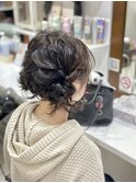 ミディアムさんの編み込みツインお団子
