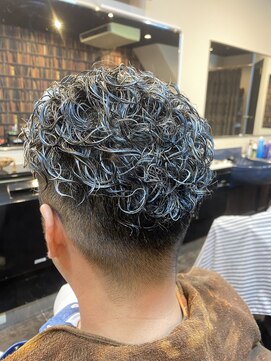 バーバーショップゾン(barber shop ZoN) パーマ