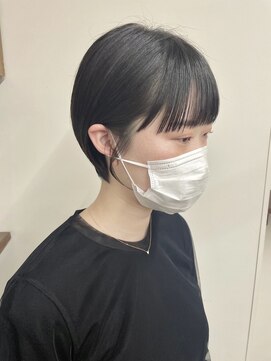 ベルクープス 天王寺店(Belle Coupes) 【Bellecoupes】耳かけショートヘア 黒髪ショートカット前髪あり
