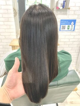 アンディー(&dy) 超髪質改善トリートメントでうるツヤなめらか