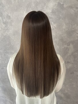 ロイ 梅田(Roy) BYKARTEトリートメント