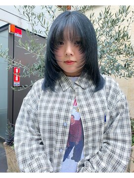 クプラ(Qpula) 【qpula 久芳未鈴】レイヤーカット/レイヤー/ダークグレー