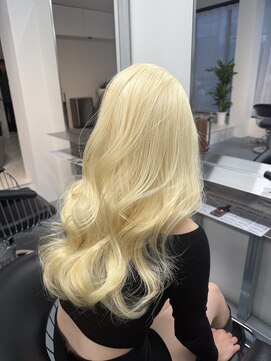 ベル(BEL) 抜きっぱなしブリーチ/ホワイトブロンド