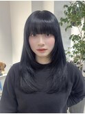 ハイレイヤー 重めぱっつん前髪 ブルーブラック ダークカラー