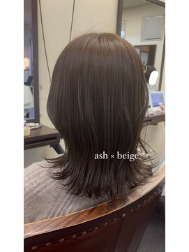 ヘアーアンドエステ サニープレイス(Hair&Esthe Sunny Place) アッシュベージュカラー
