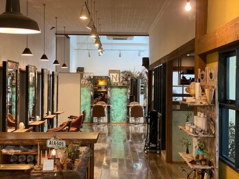 アルーア ヘア サロン(ALLURE HAIR SALON)の写真/一人ひとりの髪質や骨格を見極め、あなたに似合うスタイルをご提案♪あなたの魅力を引き出します☆