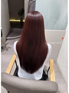 エス 大阪梅田店(es) ワインレッド