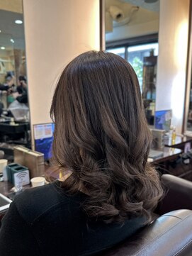 キャラ 池袋本店(CHARA) ４ヶ月前にかけたコテ巻き風パーマがずーっと可愛い件【貴也】