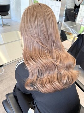 サンク 原宿 表参道(cinq) ダブルカラーハイトーンミルクティーベージュレイヤーカット韓国