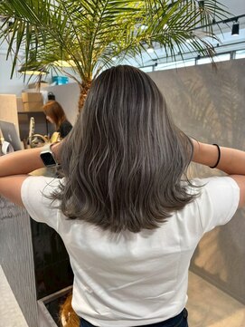 メリー オオサカ(Merly Osaka) ダブルカラー/似合わせカット