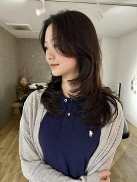 エトワ 中央店(etoi) 大分切りっぱなし韓国レイヤーボブタイトめ軽めボブ外はねボブ